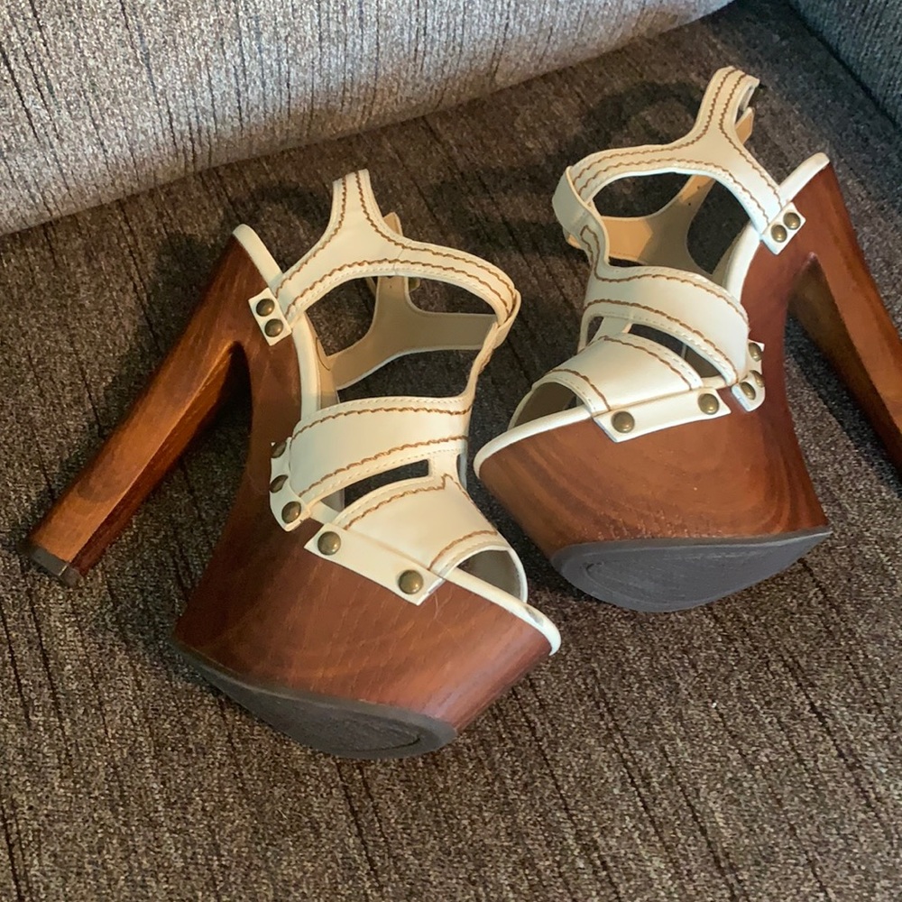 Jessica Simpson Heels